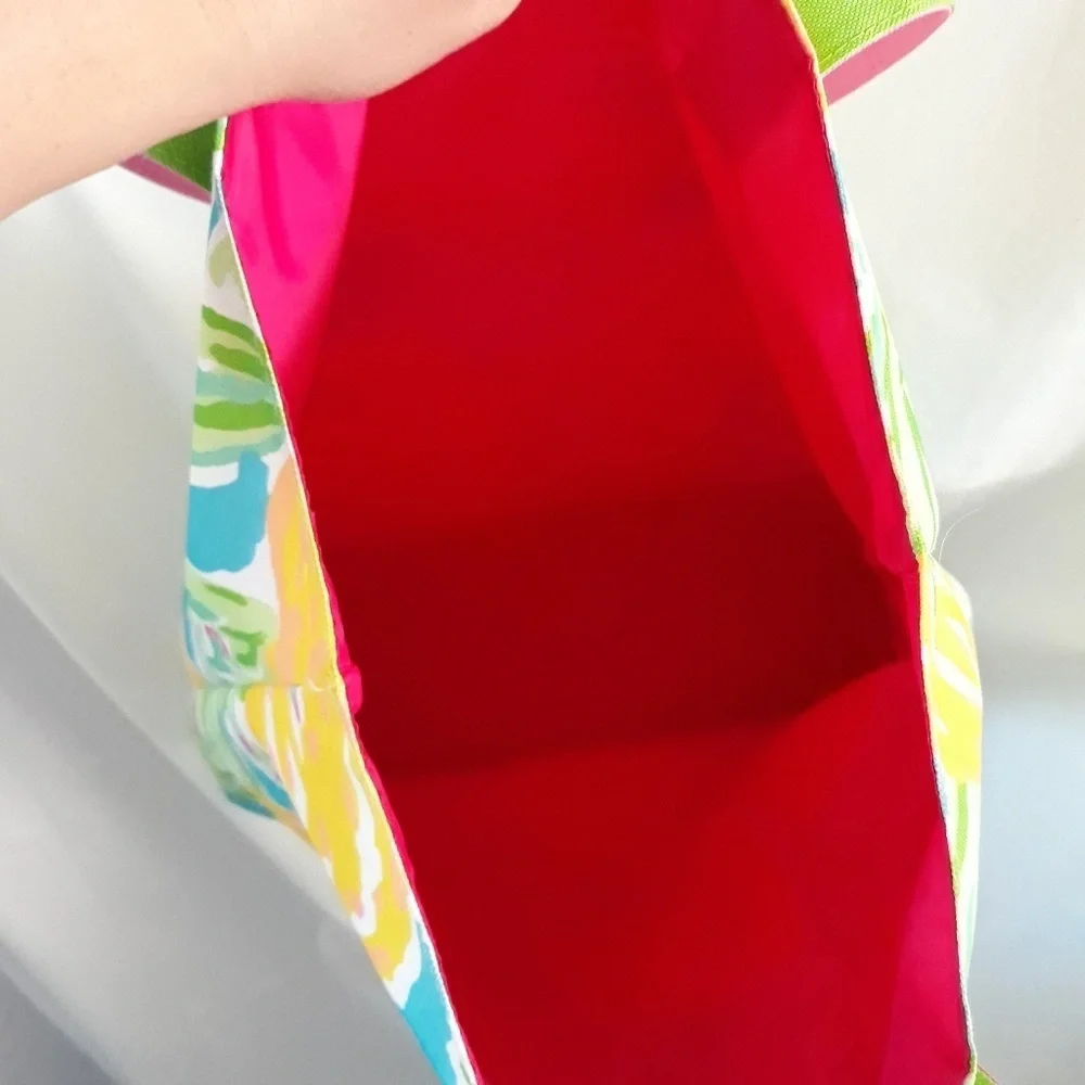 Lilly Pulitzer for Estee Lauder Lemon Print Tote Bag